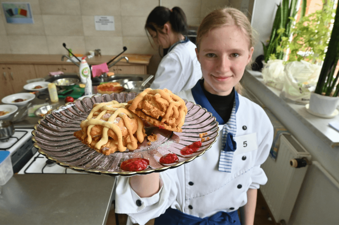 Konkurs kulinarny w Zespole Szkół Gastronomiczno-Hotelarskich w Tarnowskich Górach