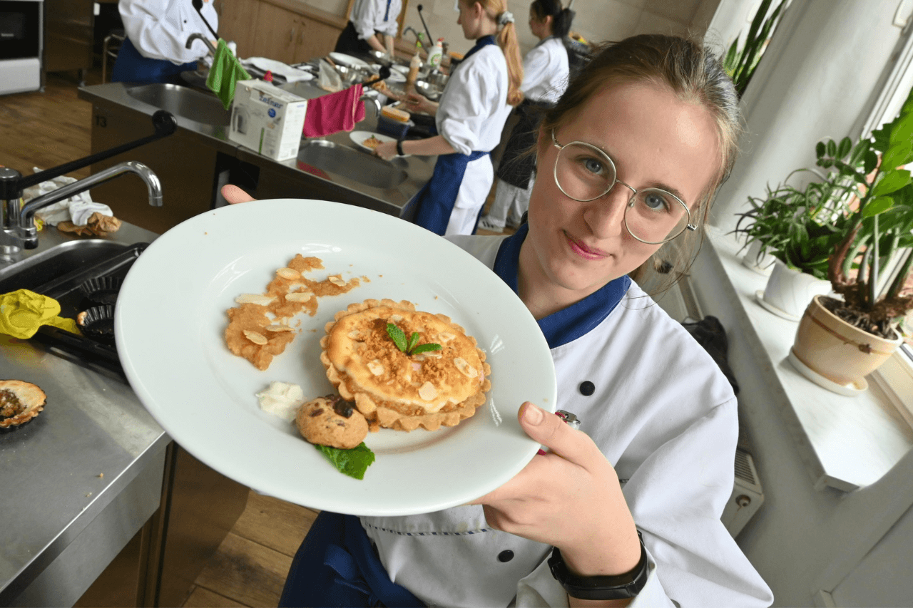 Konkurs kulinarny w Zespole Szkół Gastronomiczno-Hotelarskich w Tarnowskich Górach