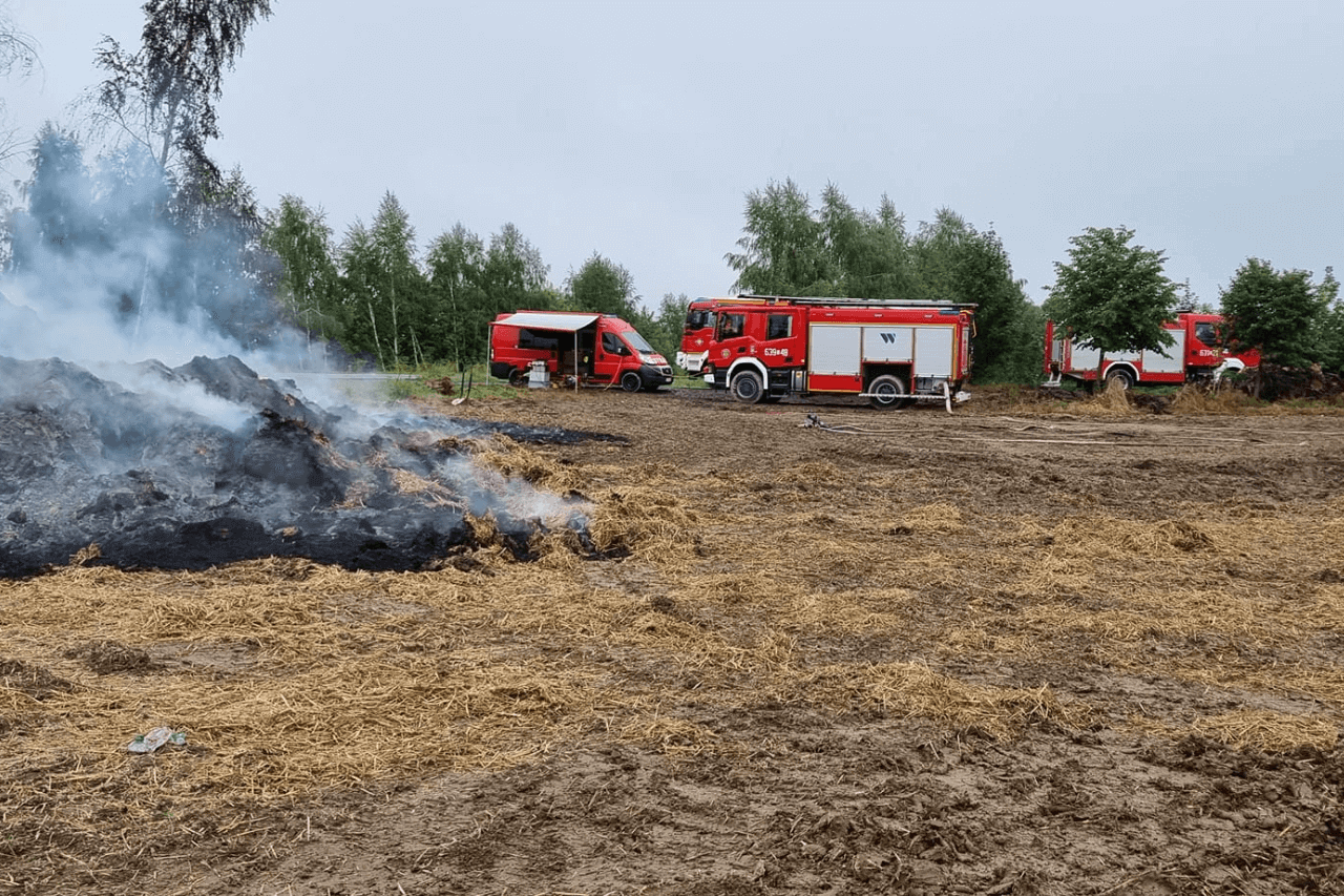 Pożar słomy w Wieszowie