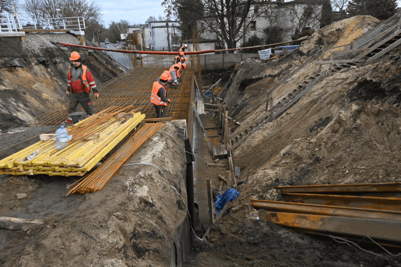 Tunel w Lasowicach